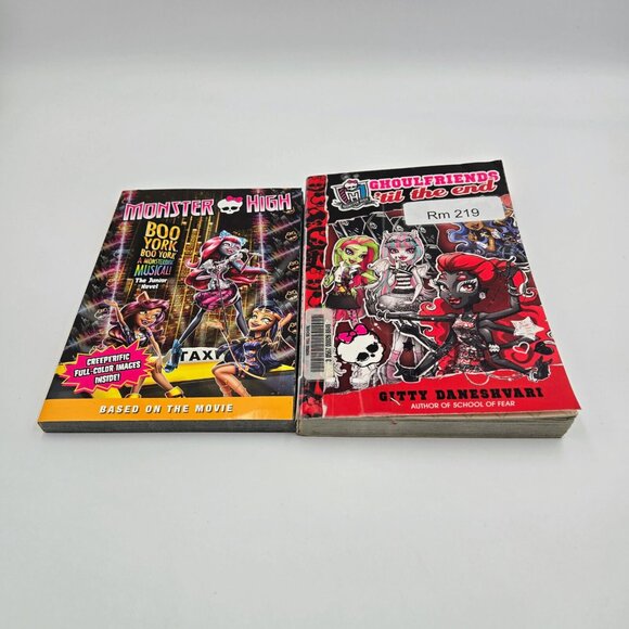 Monster High Books Boo York Boo York And Goulfriends To The End Soft Cover Paran - Picture 2 of 16
